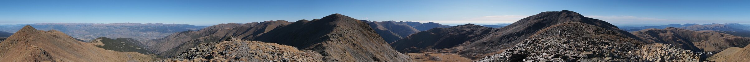 Panorama-depuis-le-Petit-Puigmal-de-Segre